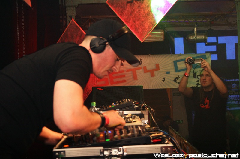 TAKE CONTROL - Pátek 22. 1. 2010